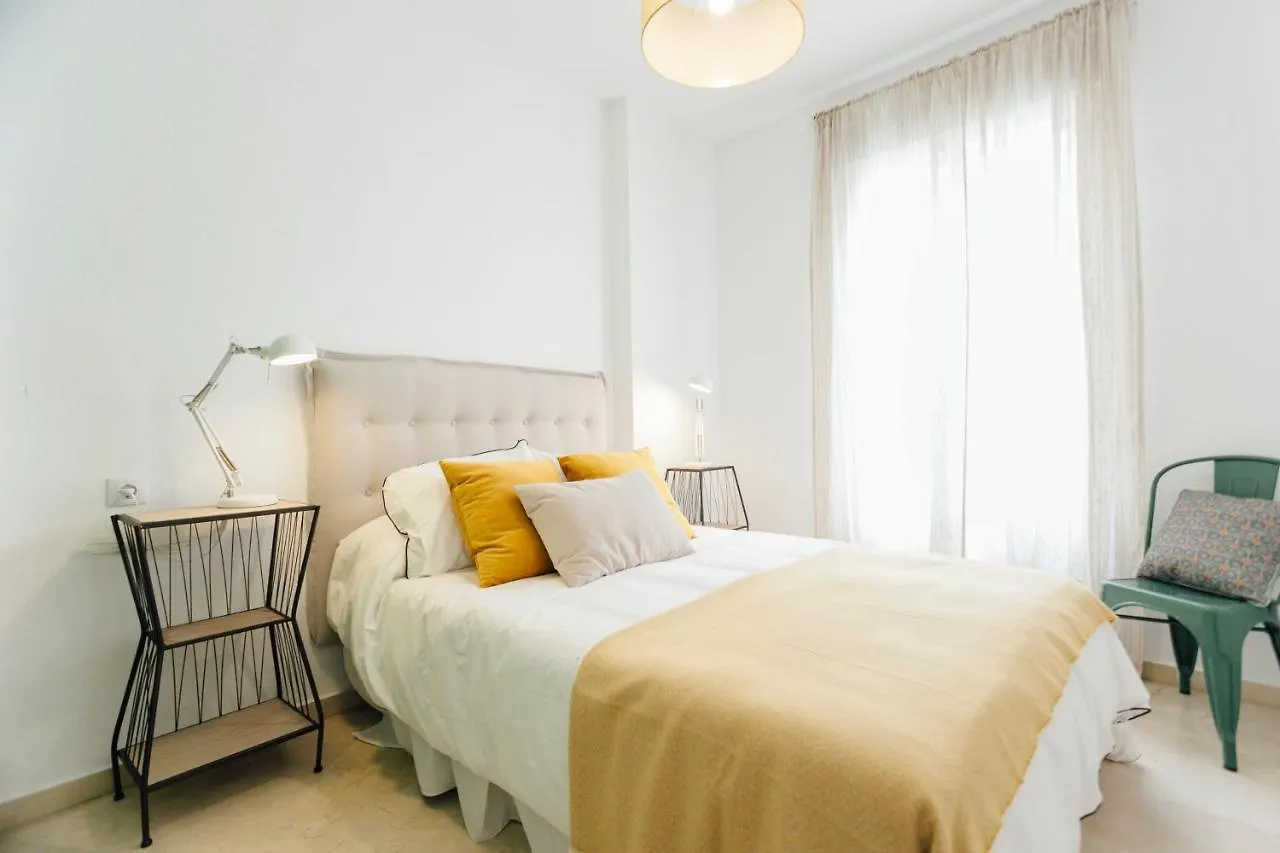 Reformed And Bright- 2Bdr 1Bth- Nervion Apartment Seville